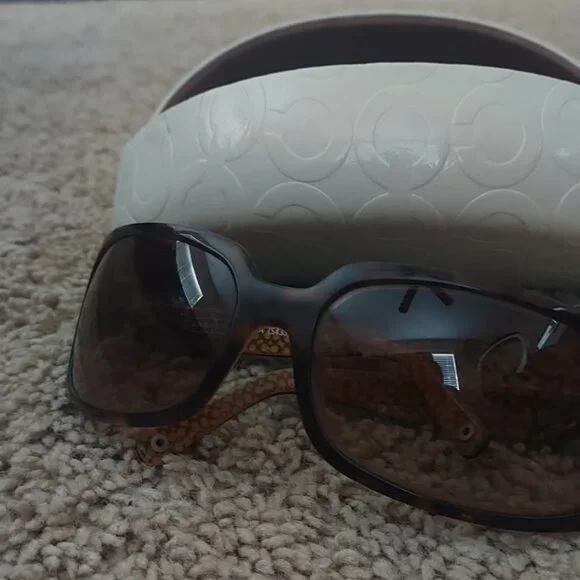 Authentic COACH MIA S433 tortoise sunglasses - Picture 6 of 10